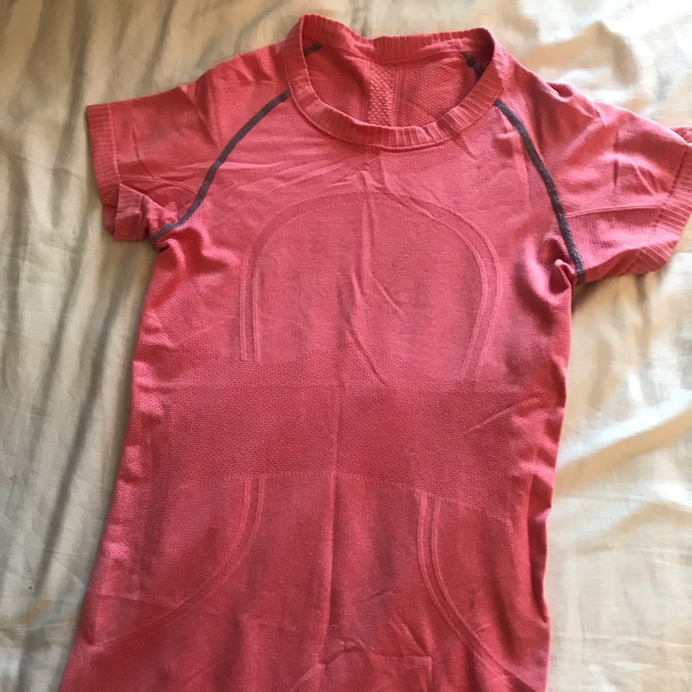 Lululemon Run: Swiftly Tech Tee